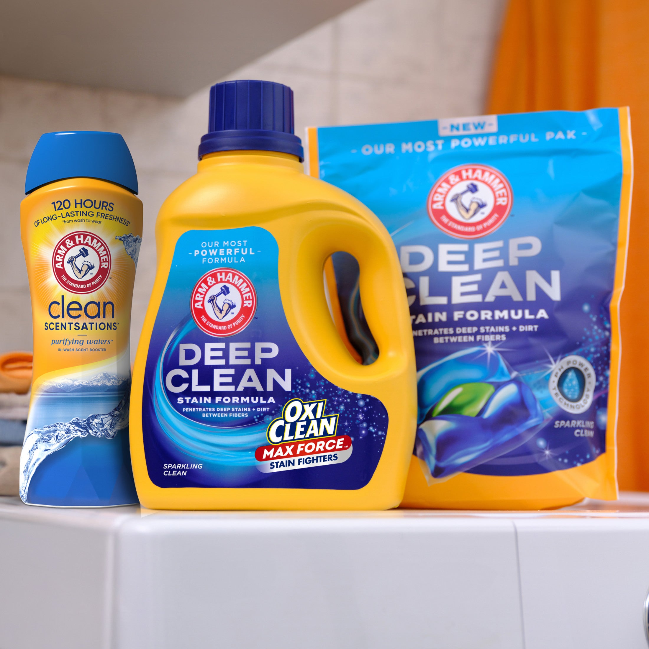 ARM & HAMMER Deep Clean OxiClean Max Force Laundry Detergent, Sparkling Clean, 75 fl oz, 50 Loads