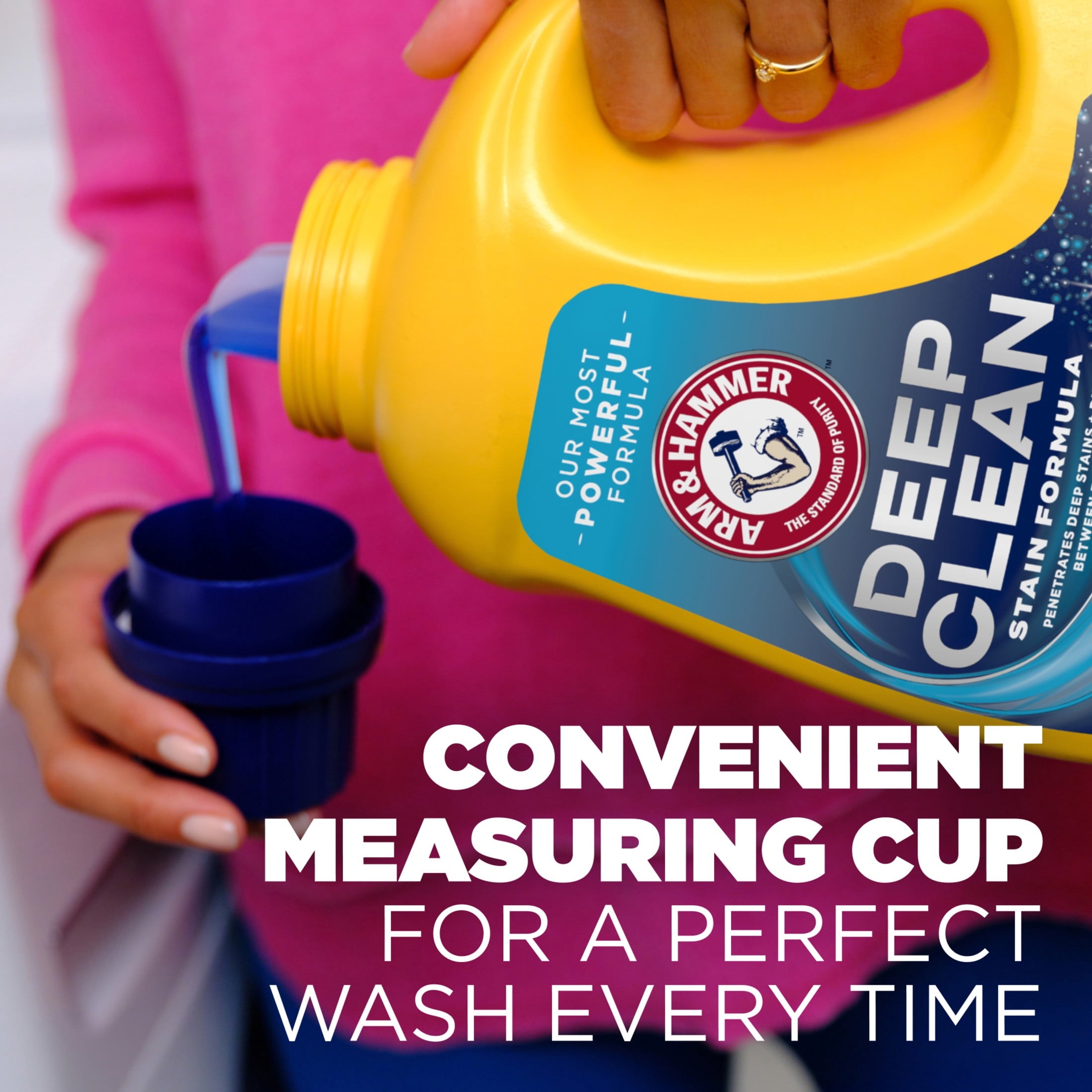 ARM & HAMMER Deep Clean OxiClean Max Force Laundry Detergent, Sparkling Clean, 102 fl oz, 68 Loads