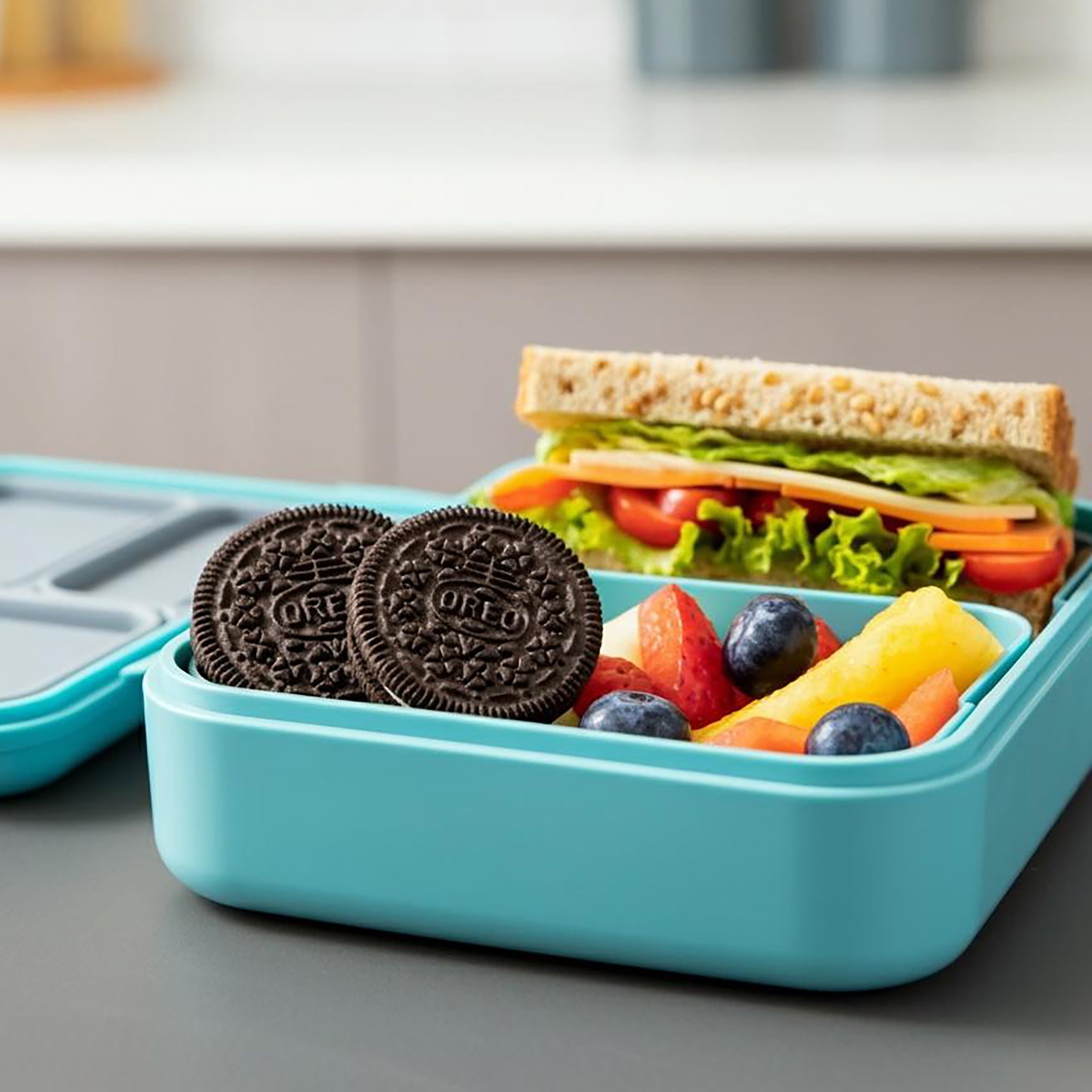 OREO Chocolate Sandwich Cookies, Party Size, 24.16 oz